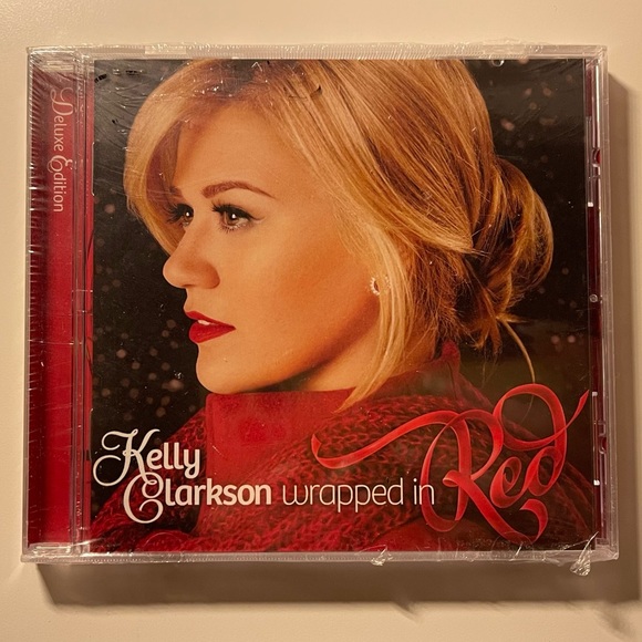 💽4/$20💽 Kelly Clarkson - Wrapped in Red CD Album (Deluxe Edition) - Picture 3 of 4